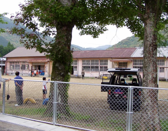 名留川小学校